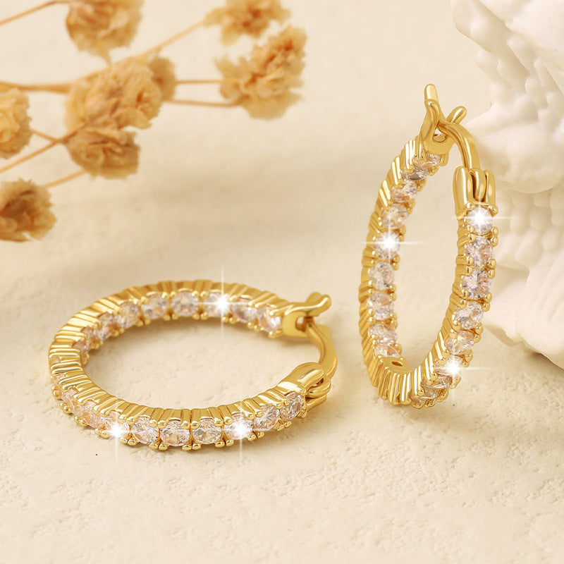 Copper-encrusted zirconium fashionable and versatile personalized circle ear buckle