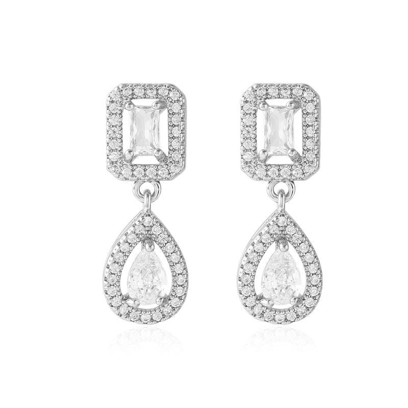 Elegant and luxurious, exquisite zircon micro-inlaid earrings