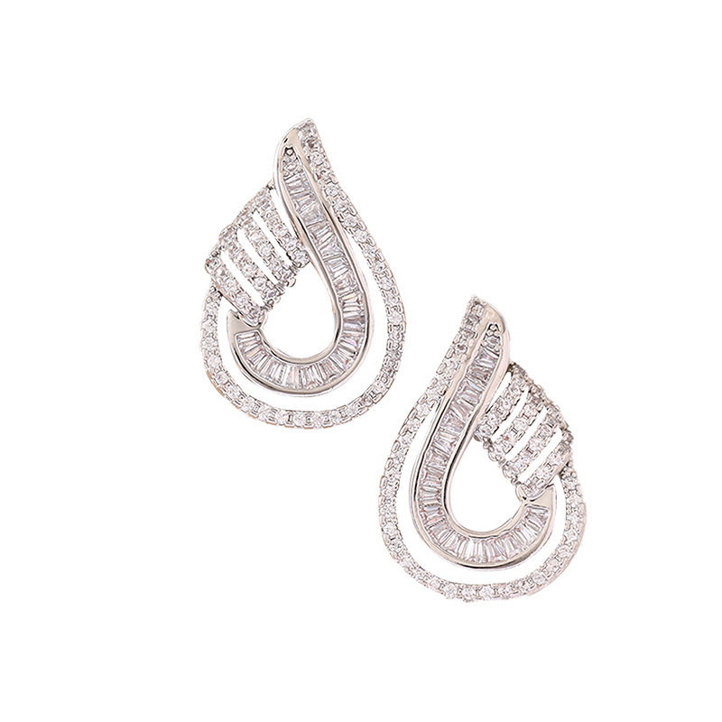 Luxurious stud earrings with fully set and ultra-shiny zirconia