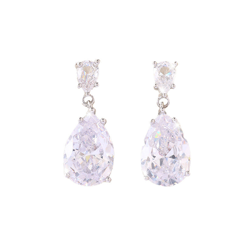 Super sparkling zircon drop earrings, exuding a high-end feel