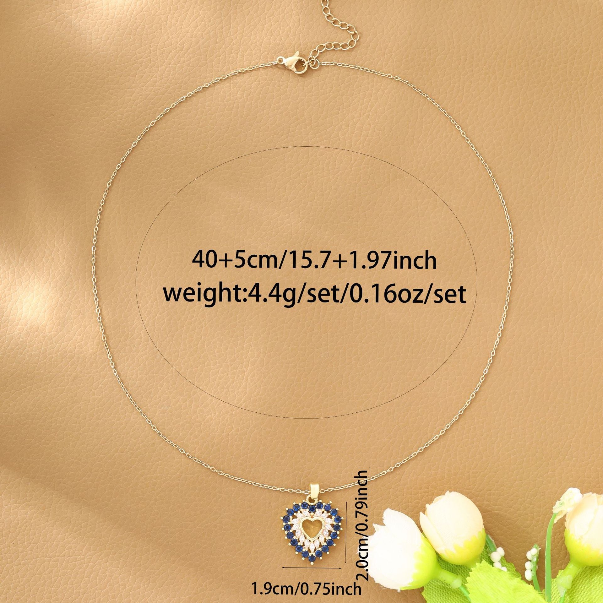 New style heart-shaped pendant necklace with high-end zircon micro-inlay