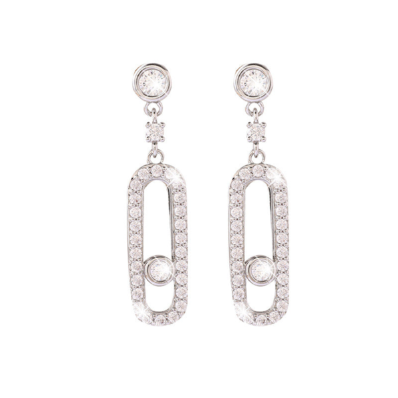 Elegant, exquisite, and fashionable geometric earrings