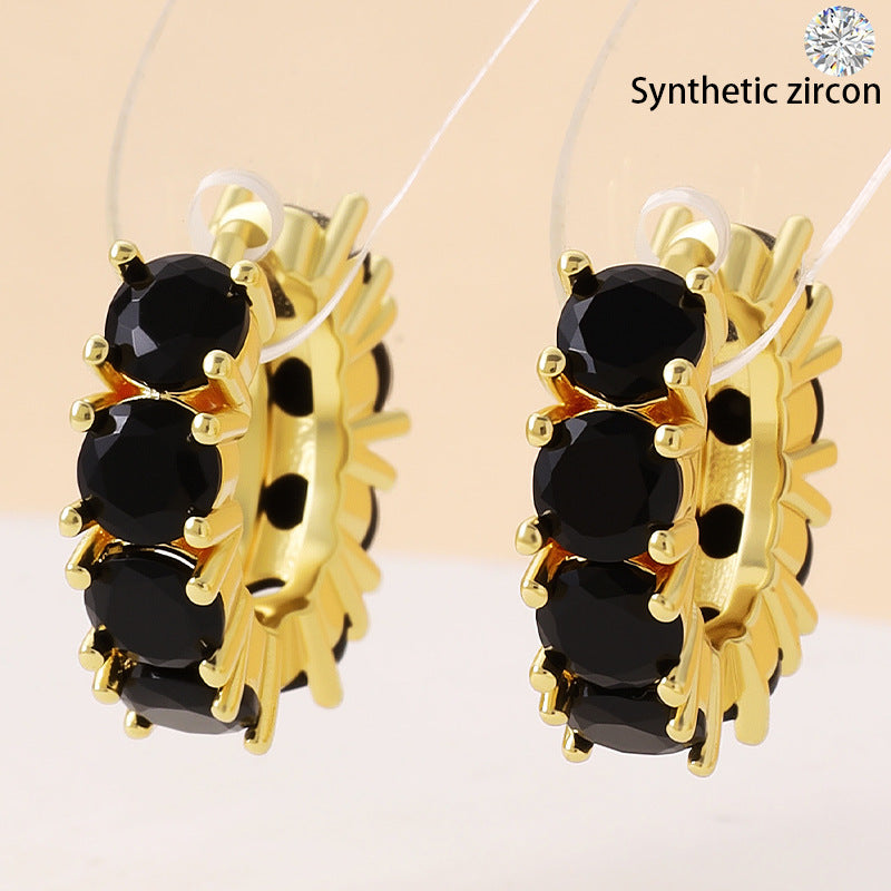 Niche and minimalist O-shaped black zircon earrings