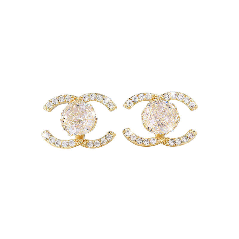 Fashionable, high-end, compact, and scented zircon earrings