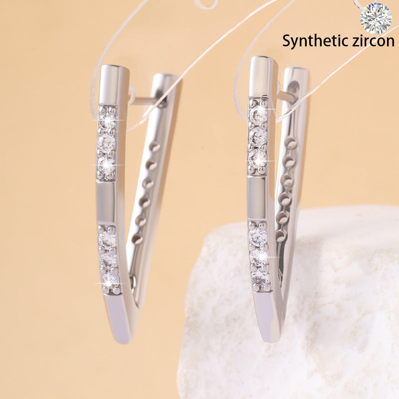 Simple and stylish V-shaped zircon micro-inlaid earrings